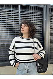 Bisiklet Yaka Çizgili Crop Triko Kazak Krem