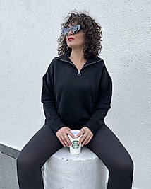 Fermuarlı Dik Yaka Siyah Triko Kazak